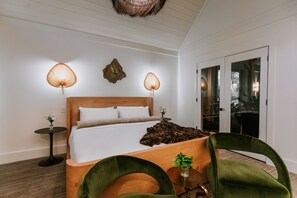 Individually decorated, individually furnished, iron/ironing board - The Springs Hotel (Ocean Springs)