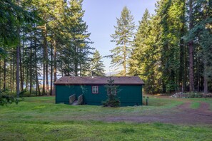 Exterior - Lopez Island, Pebbles on Bayshore #308 (Lopez Island)