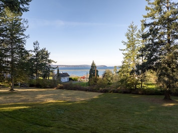 197 Bayshore Rd - Lopez Island Washington - 01