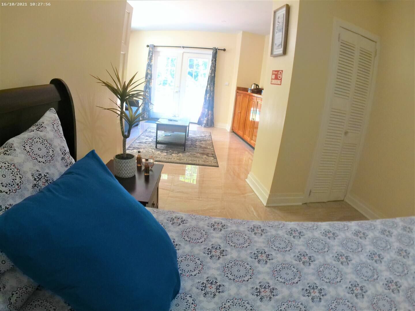 1 chambre, fer et planche à repasser, Wi-Fi, draps fournis