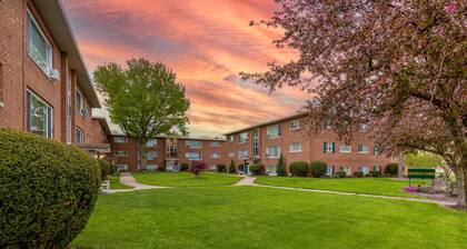 Entire Two-Bedroom Full Bath Full Kitchen Apt with parking @ Georgetown Villas!