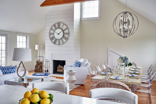 Dining - Serene oasis that abuts 500 acres of conservation land near a secluded beach. (Nantucket)