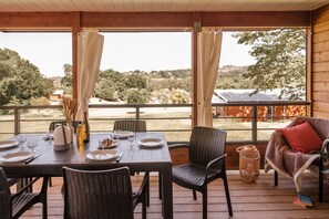 Signature Chalet | Terrace/patio - Slow Village Séveilles (Coux-et-Bigaroque-Mouzens)