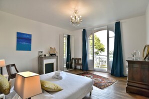 7 bedrooms, iron/ironing board, free WiFi, bed sheets - La Brise Cancalaise - Maison typique avec vue mer (Cancale)