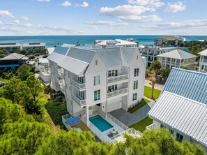 Exterior - "62 Blue View" Lakefront Private Pool Short Walk to the Beach (Santa Rosa Beach)