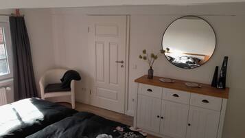 3 Schlafzimmer, kostenloses WLAN, Bettwäsche