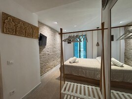 Deluxe-studiolejlighed | Premium-sengetøj, dundyner, Select Comfort-senge, lydisolering