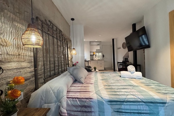 Deluxe Estudio 8 | Seprai premium, selimut bulu angsa, dan tempat tidur Select Comfort