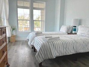 3 habitaciones, cuna de viaje, wifi y ropa de cama 