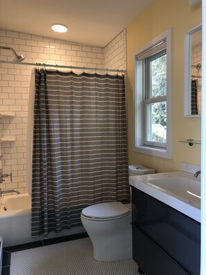 Shower, towels, soap, shampoo