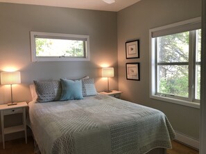 3 Schlafzimmer, Schreibtisch, Reisekinderbett, kostenloses WLAN