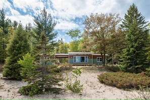 Exterior - Autumn Sky - The Modern & Relaxing Beach Cottage (Beaver Island)