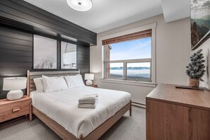 Stonegate Resort Unit C106 | 3BR