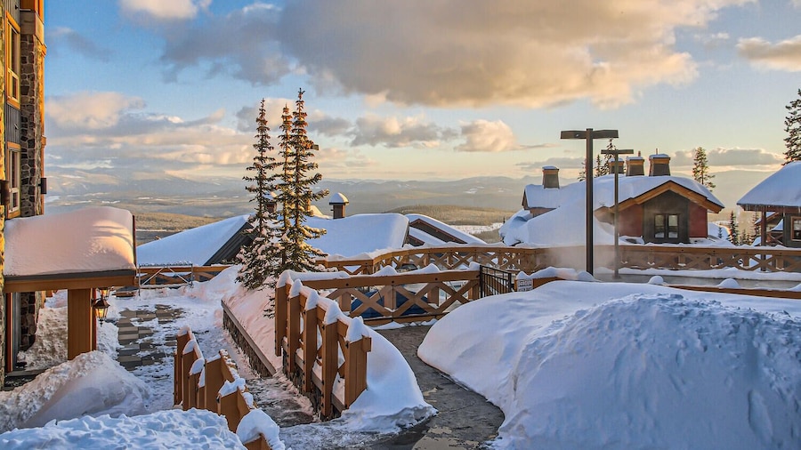 Stonegate Resort by Okanagan Premier