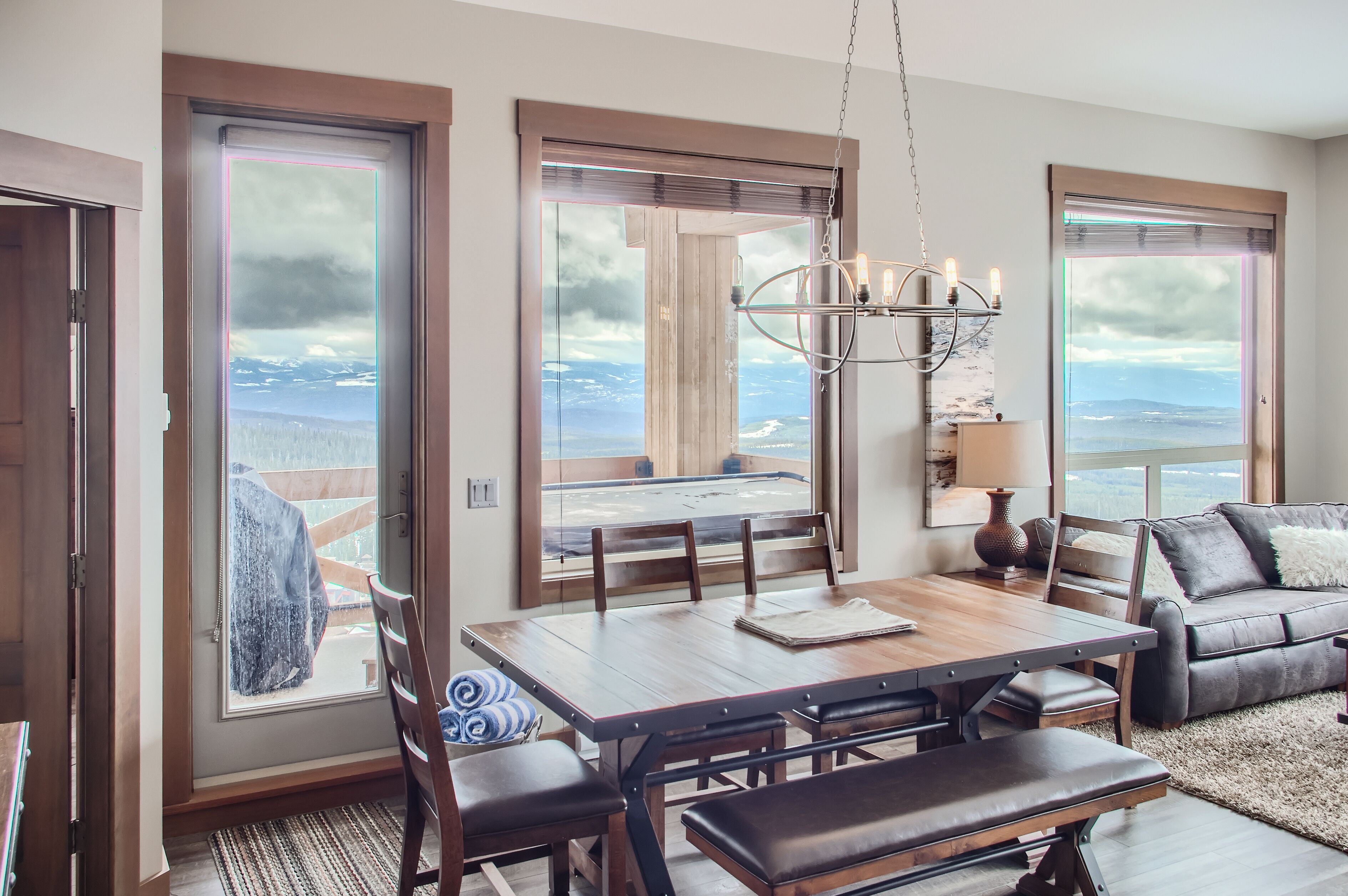 Stonegate Resort Unit B401 | In-room dining