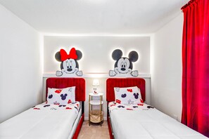 5 Schlafzimmer, Bügeleisen/Bügelbrett, WLAN, Bettwäsche