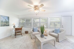 Smart TV, books, stereo - Beachside Bliss in The Moorings | 3BR Naples Stay (Naples)