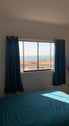 1 bedroom, desk, free WiFi