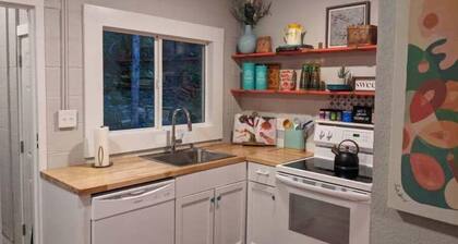 Funky Fun Treehouse Duplex