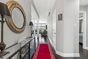 3 chambres, fer et planche à repasser, Wi-Fi, draps fournis