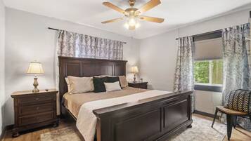 2 bedrooms, desk, iron/ironing board, free WiFi