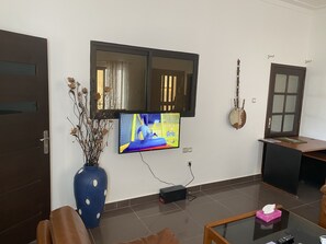 Smart TV - Cozyapartment (Cotonou)