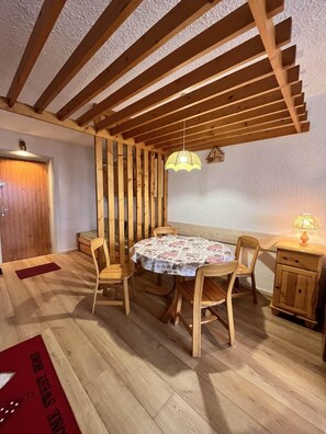 Dining - 50m from ski slopes, Ground floor, balcony, parking, tv, 39m², Villard de Lans (Villard-de-Lans)