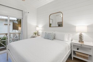 2 makuuhuonetta, työpöytä, silitysrauta/-lauta, Wi-Fi