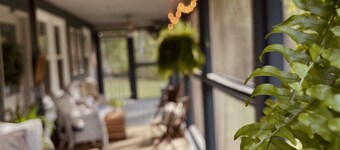 Creekside Cottage Near Nashville- Pet Friendly!