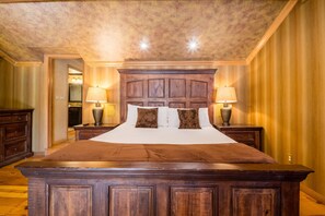 獨棟房屋 (6 Bedrooms) | 6 間臥室、熨斗/熨衣板