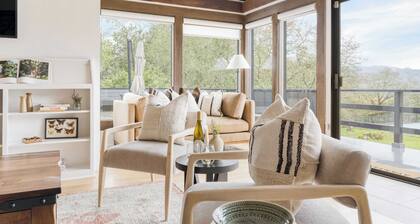 Malvasia by Avantstay Luxe Wine Country Retreat