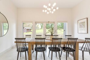 House (5 Bedrooms) | Interior - Malvasia by Avantstay Luxe Wine Country Retreat (Santa Rosa)