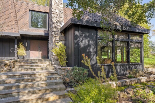 House (5 Bedrooms) | Interior - Malvasia by Avantstay Luxe Wine Country Retreat (Santa Rosa)