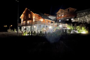 Exterior - Chalet 14 people jacouzzi (Le Dévoluy)