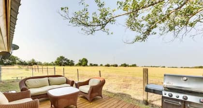 Home in Coupland, Texas