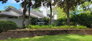 Exterior - 2 Bedrooms at Brigantine Quarters 274 (Hilton Head Island)