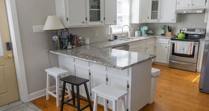 Perfect historic location between beach and strand