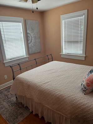 2 soverom, wi-fi (inkludert) og sengetøy