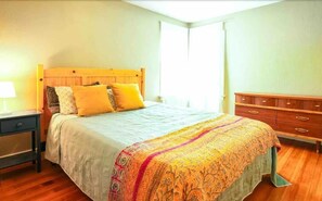 2 bedrooms, WiFi - Downtown Bend bungalow (Bend)