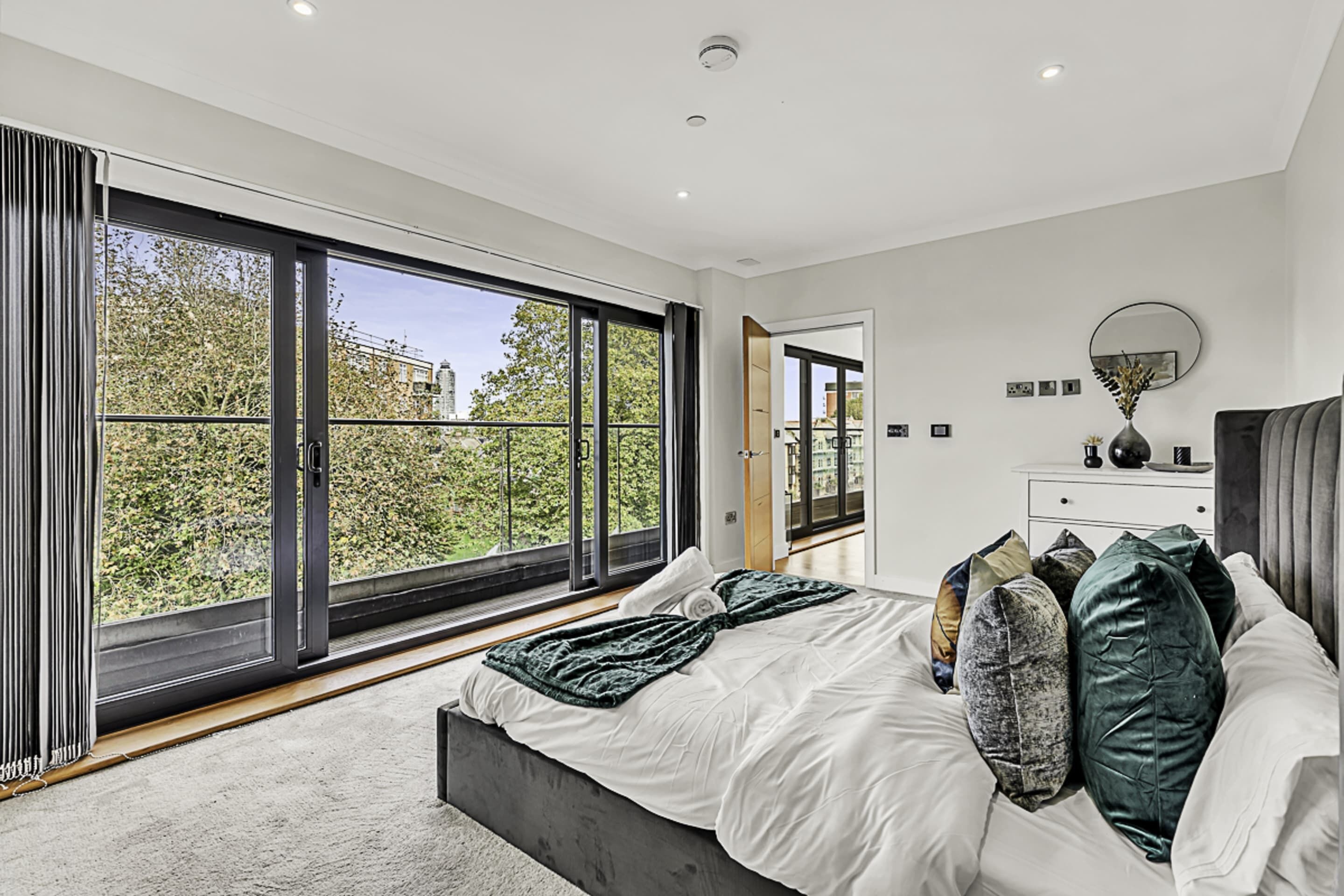 Basic Apartment, Multiple Beds | 2 bedrooms, desk, laptop workspace, iron/ironing board