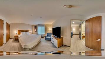 Desk, laptop workspace, free WiFi, bed sheets