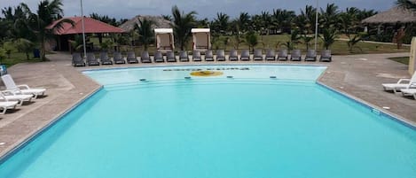 2 outdoor pools, open 9:00 AM to 9:00 PM, free pool cabanas