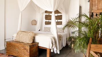 Deluxe Double Room | Soundproofing, free WiFi, bed sheets