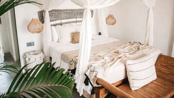 Deluxe Double Room | Soundproofing, free WiFi, bed sheets