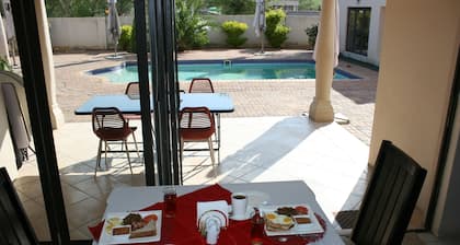 Titan Valley Guest House & Stargazing