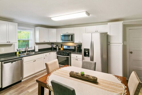 Home in DT Libertyville near Corp HQs & Naval Base