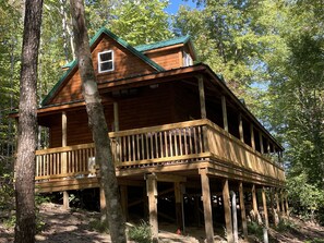 Exterior - 3 Cabins | 30+ | 3-Hot Tubs| DogOK | FirePit (Campton)