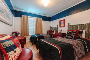 Ferienhaus, 4 Schlafzimmer, Strandblick | 4 Schlafzimmer, kostenloses WLAN, Bettwäsche