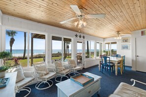 Panorama huis, 3 slaapkamers, terras, aan het strand | 4 slaapkamers, gratis wifi, beddengoed