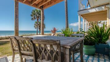 House, 4 Bedrooms, Beach View | Terrace/patio